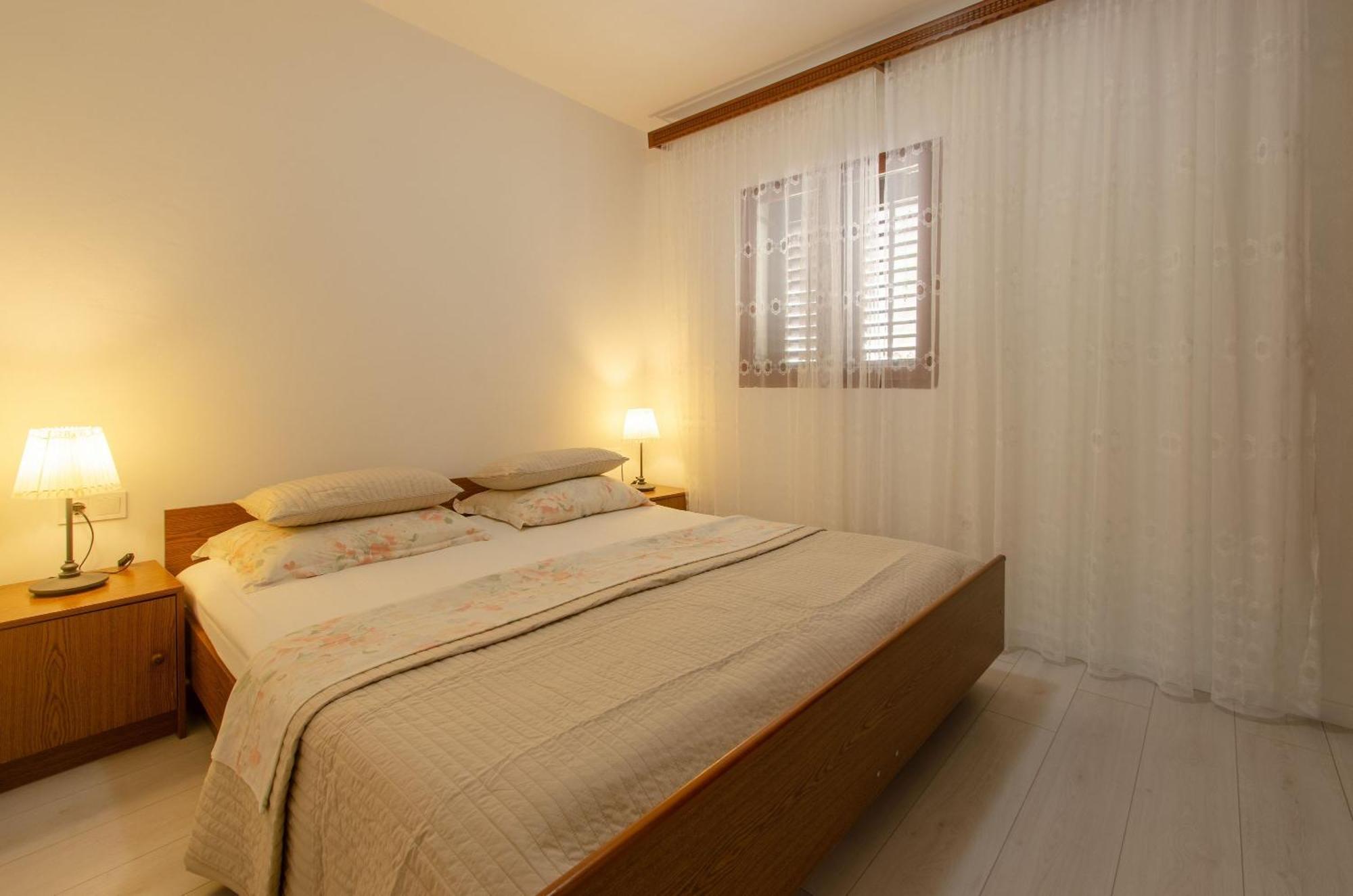 Panoramic Apartments Anic Blato  Kamer foto