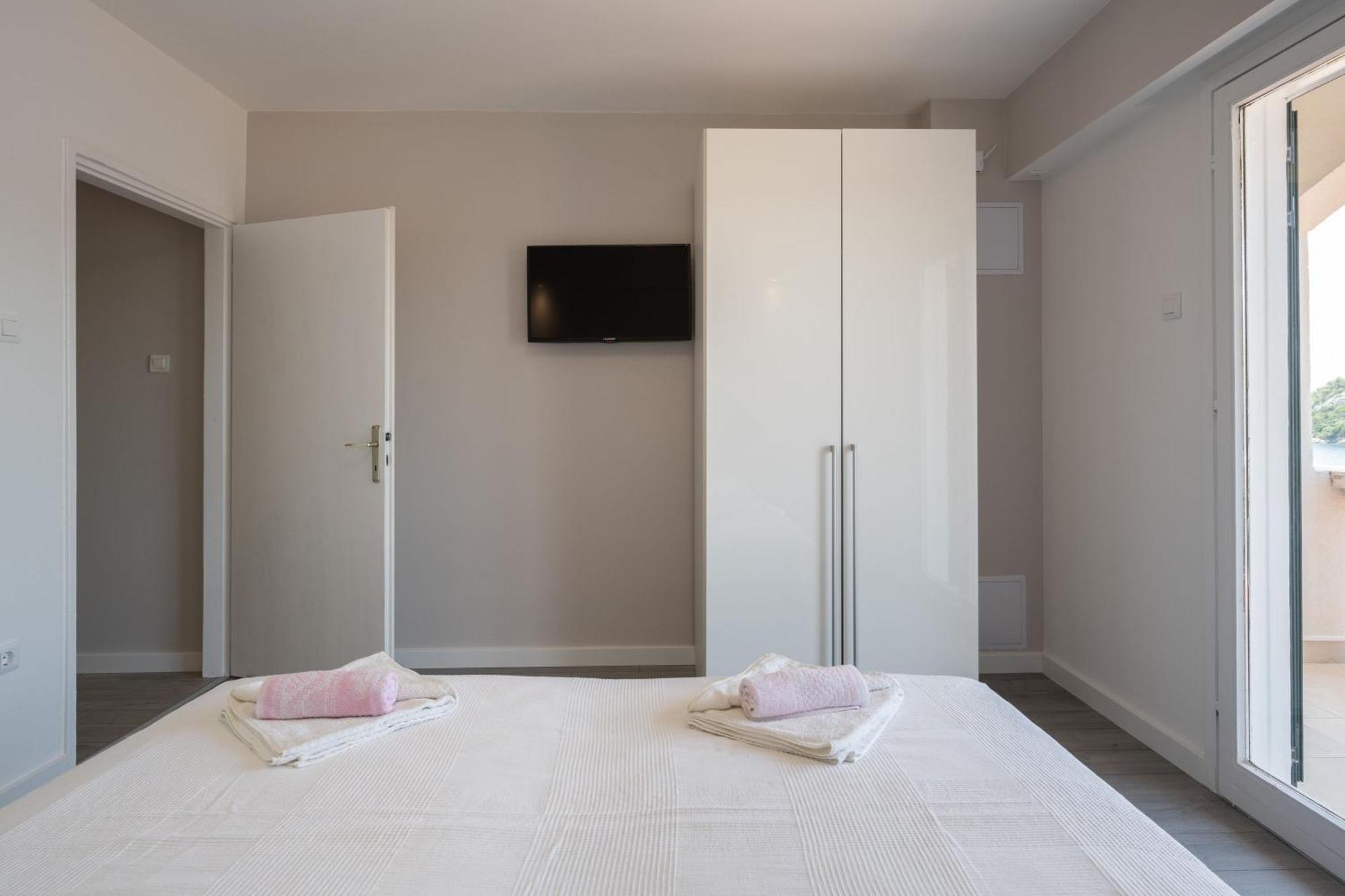 Panoramic Apartments Anic Blato  Kamer foto